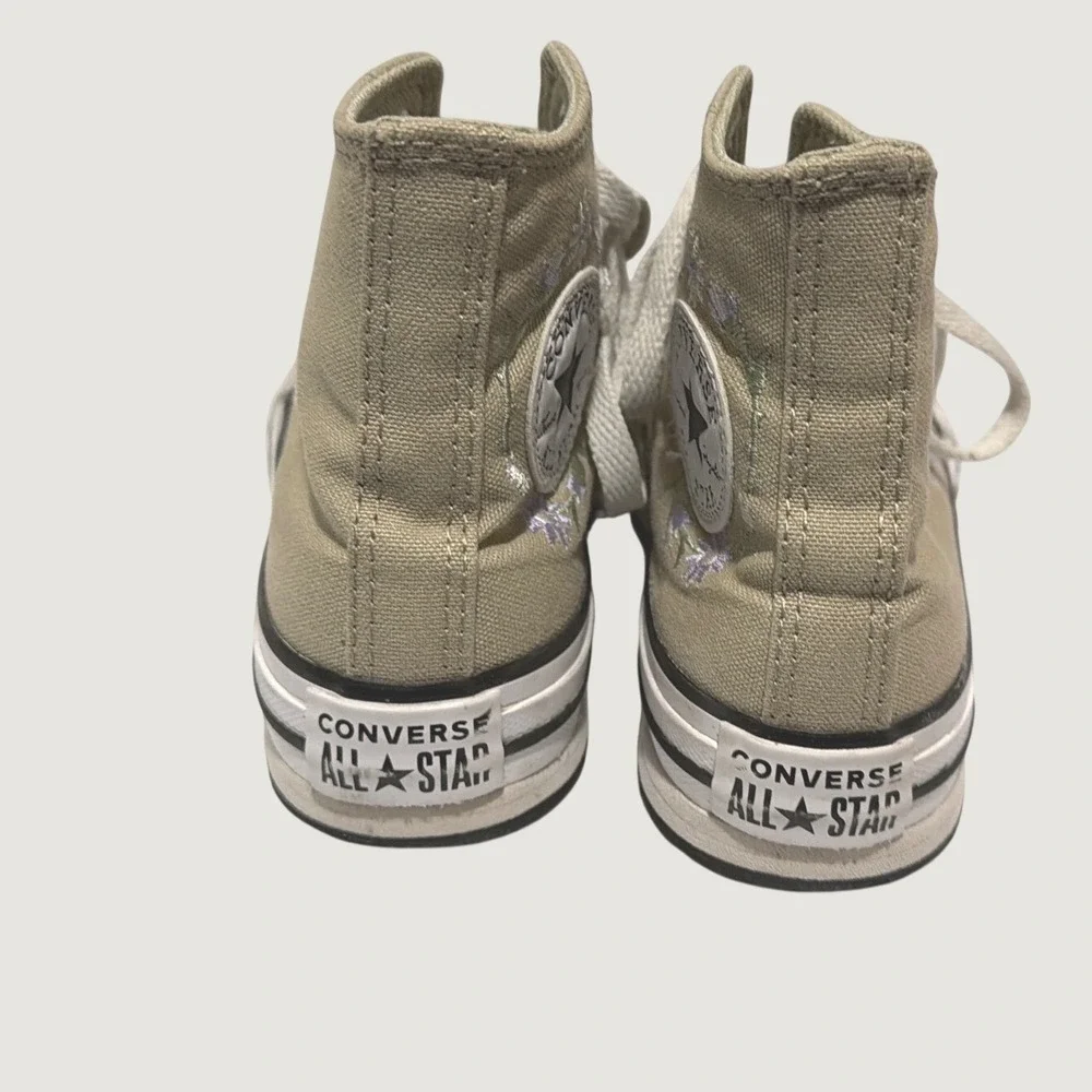 Converse All Star High Top Kids Sneakers Tan Canvas Floral Embroidery Purple
